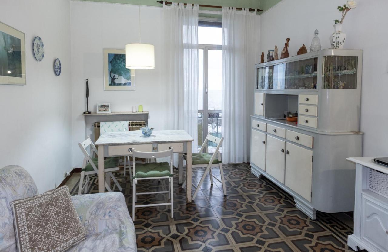 Appartement House By The Sea à Albissola Marina Extérieur photo
